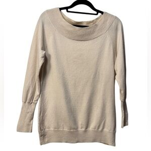 Banana Republic Cream Women's Crew Neck Wool Sweater